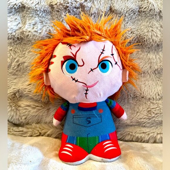 Funko Chucky Doll Stuffy - Picture 4 of 4